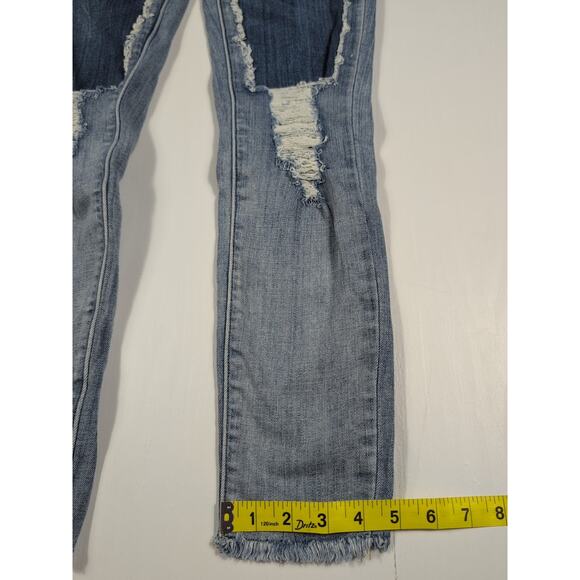 True Religion Halle Skinny Jeans Women’s 26 Blue Patchwork Distressed Denim - Picture 11 of 15